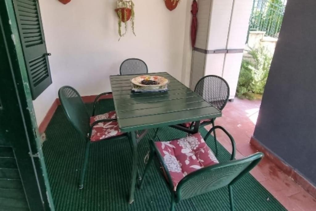 Villa Rita Giugliano In Campania Eksteriør billede